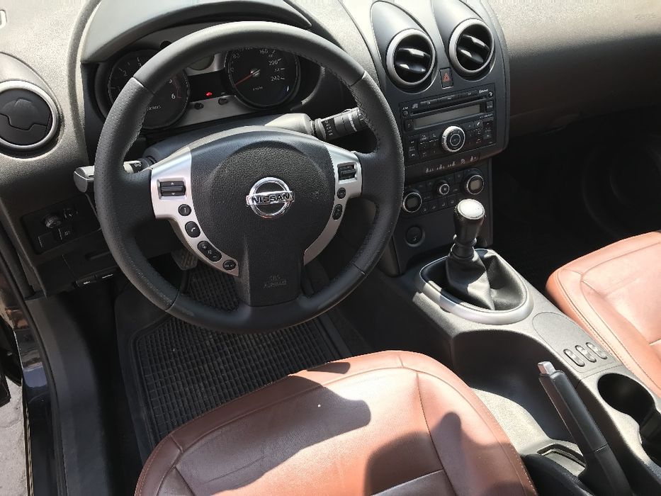 Vând Nissan Qashqai utilizat...2000e