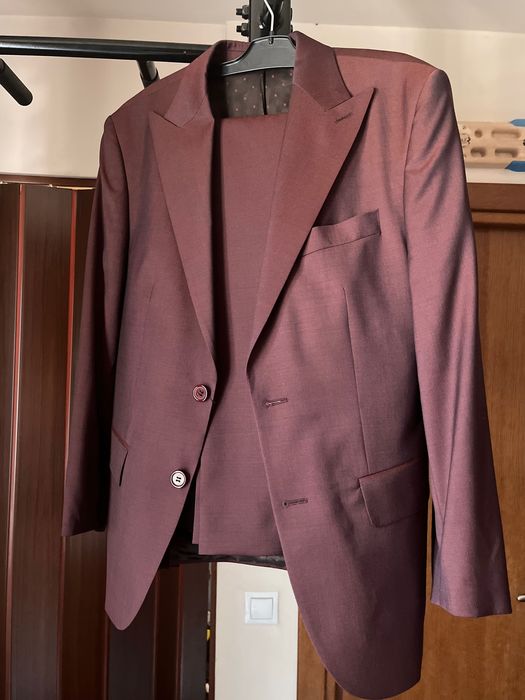 Costum Christian Tailor 100% lână, facut la comanda, ca nou!