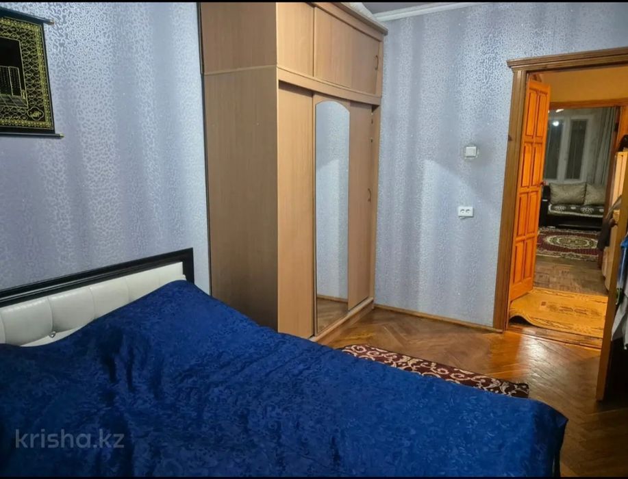 Продам 4-комнатную квартиру