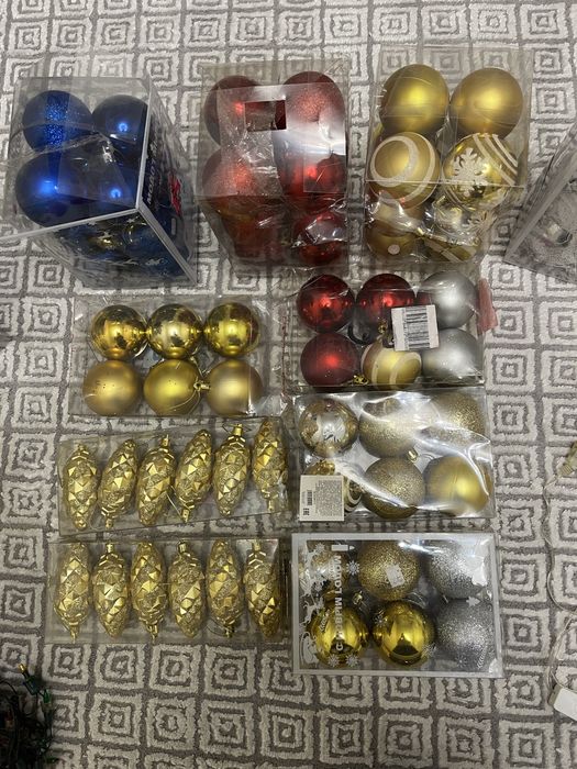 Игрушки на елкунг