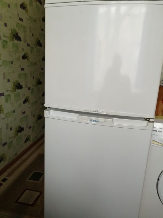 Продам холодильник