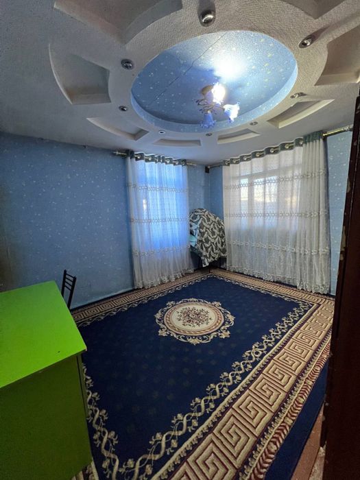 Кизирик туман марказида 6 сотих уй сотилади