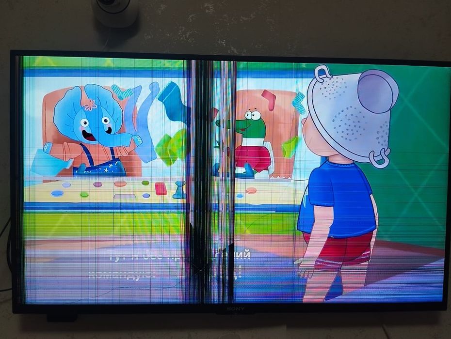 Телевизор  бу  трещина экран