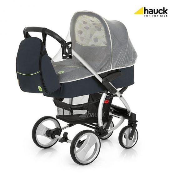 Подарък бебешка гимнастика с Бебешка количка HAUCK Malibu XL