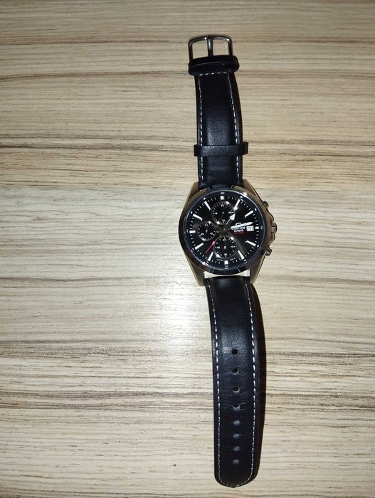 Часовник Casio Edifice