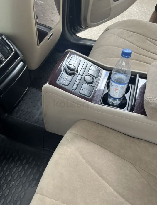 Продам машину Hyndai Equus 2012 г