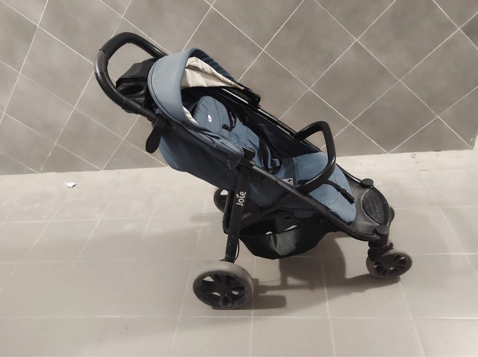 Детская коляска