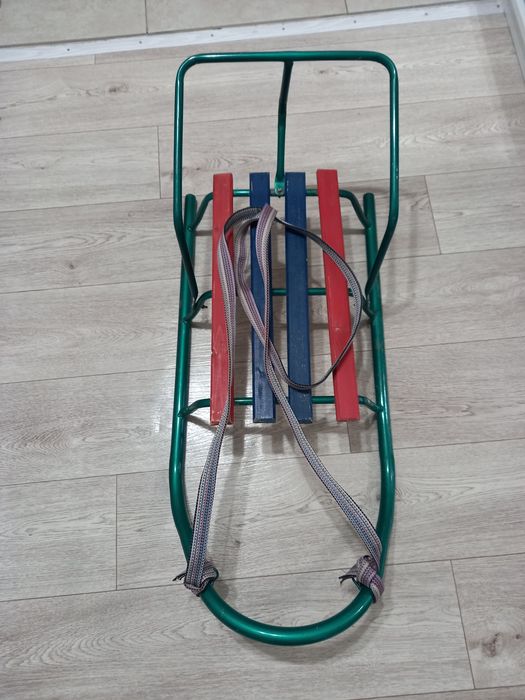 Зимние детские санки