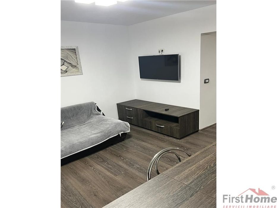 Spatiu birouri,cabinete,intrare stadala,zona Pompieri,76 mp utili