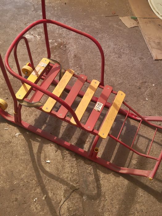 Зимние санки с колесами