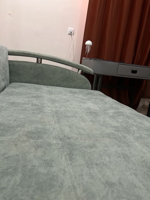 Продам диван б/у