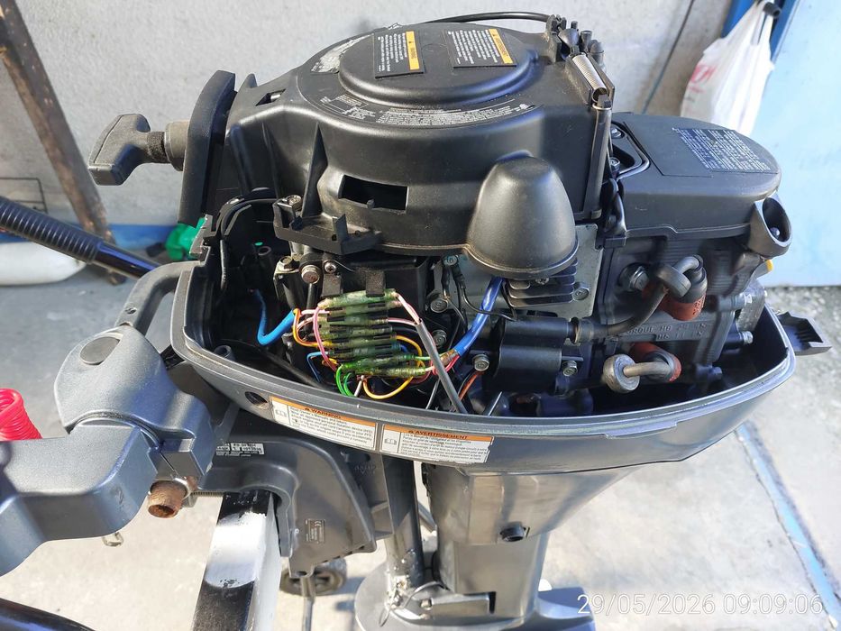 Yamaha 9.9HP 4тактов извънбордов двигател!