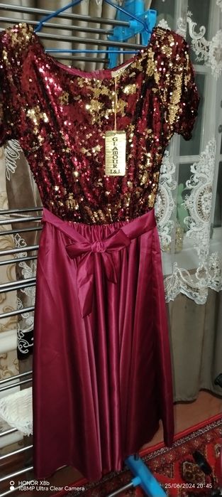 Yangi vecherniy ko'ylak