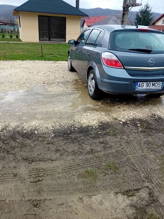 Opel astra h benzina