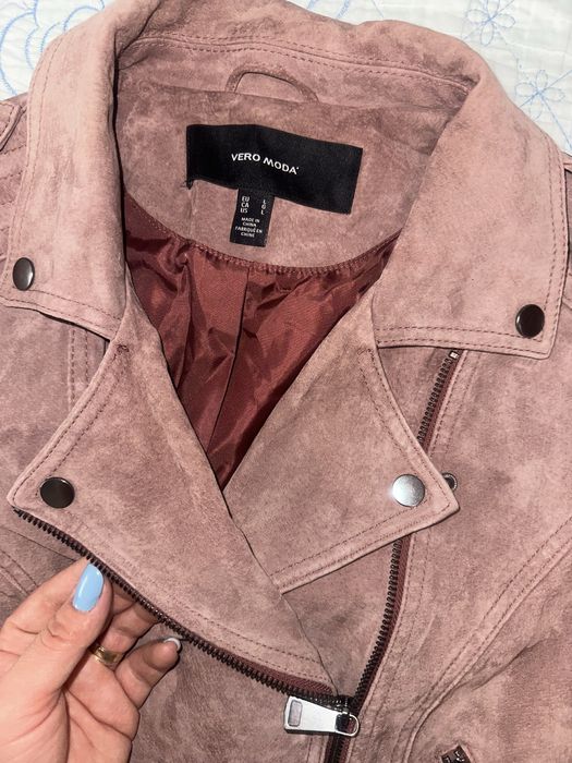 Vand geaca piele întoarsă