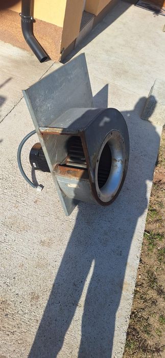 ventilator centrifugal