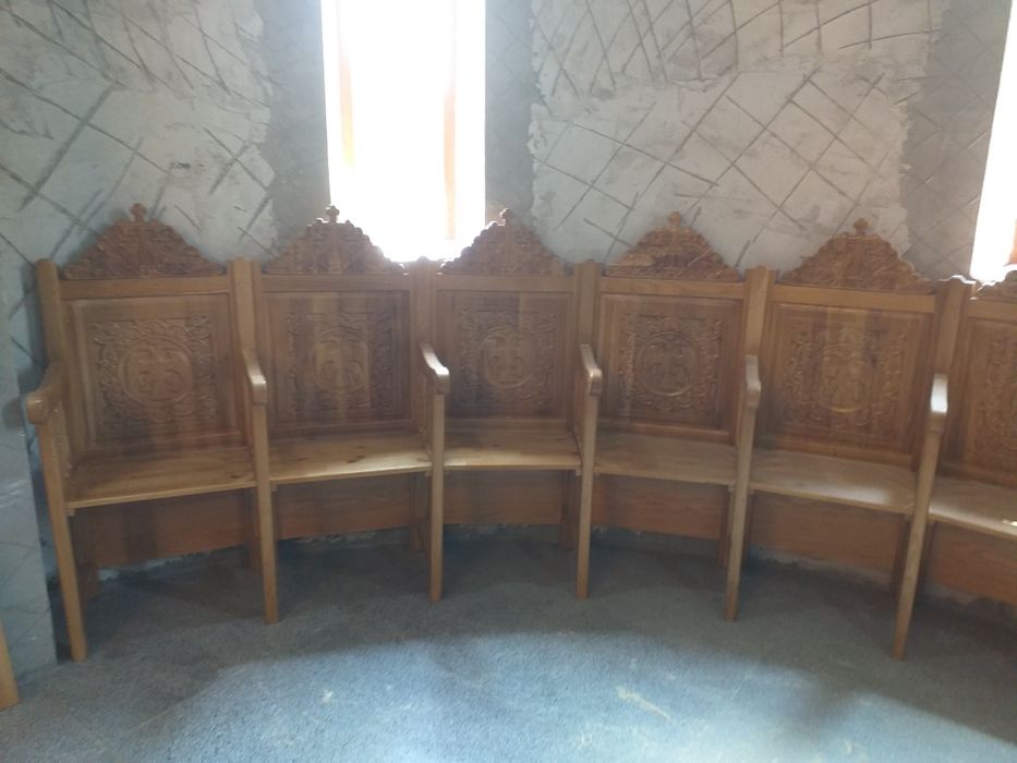 Strani si scaune bisericesti