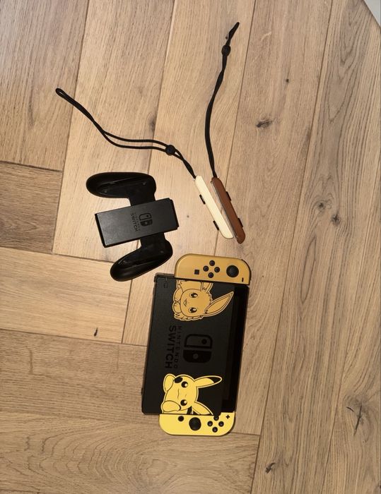 Nintendo Switch Чипованная Let’s Go Pikachu + 64GB + Доп. корпус