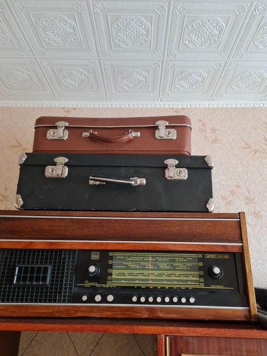 Чемоданы советские