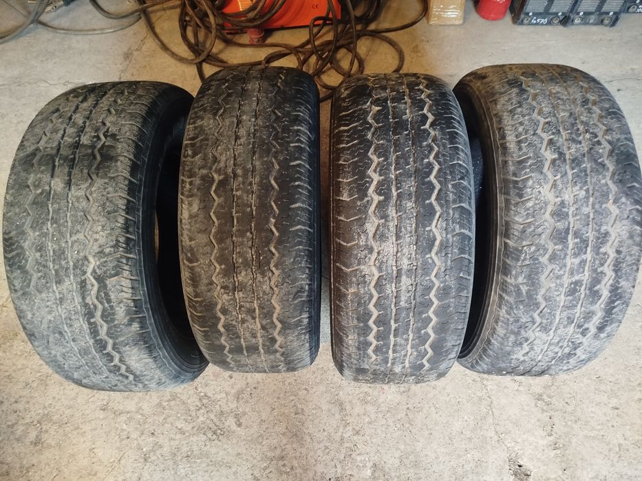 Продается б/у резина.