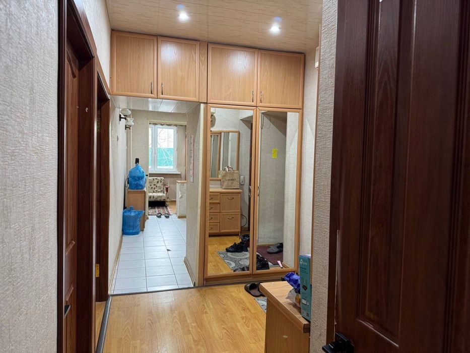 Продам 3/3/4 Новомосковская Старт стадион 77 серия