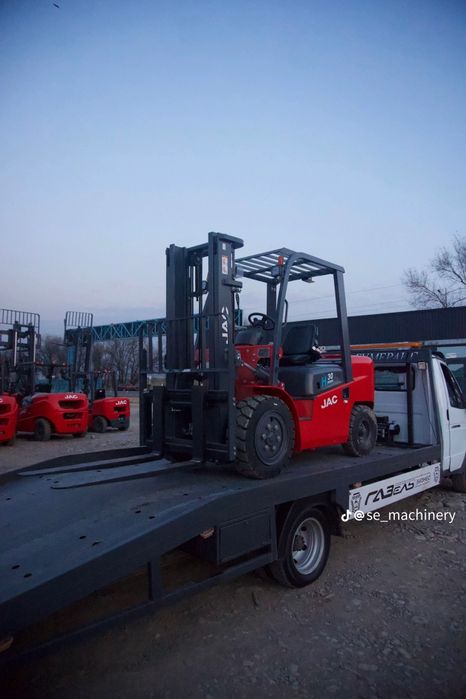 Вилочный погрузчик Кара