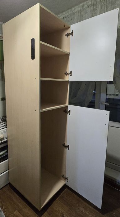 Шкаф в отличном состоянии