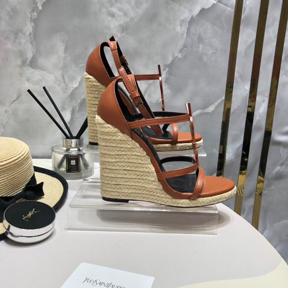 НАЛИЧНИ !Сандали YSL 24,6 см