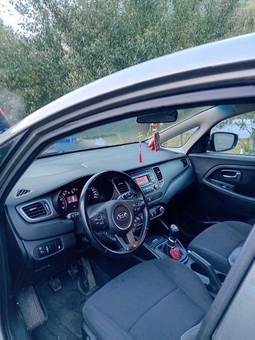 Kia carens 2013 benzină 1,6