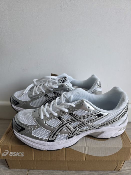 Asics - Marimea 43 - Alb cu gri