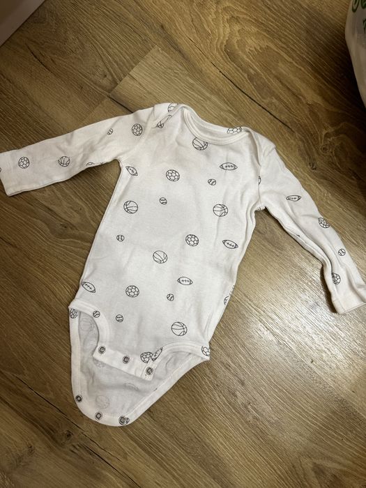 Детский комбинезон и вещи