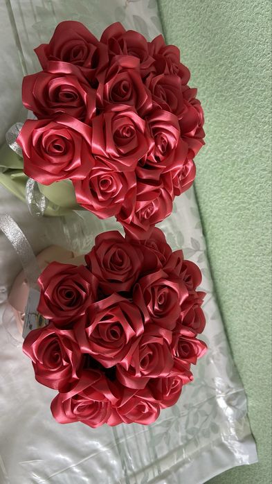 Цветы атласных лент букеты 13 шт