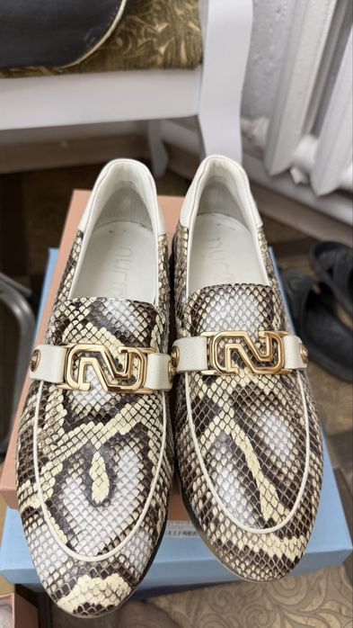 Женский обувь фирма Нурсаче