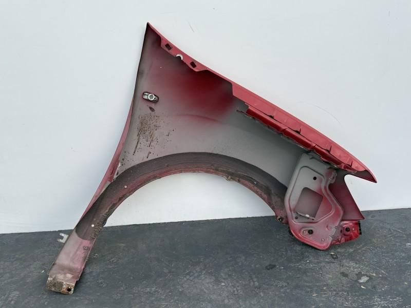 Aripa fata stanga Dacia Sandero 2