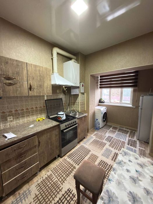 Квартира 2/2/4 Буюк Ипак Йули метро, Максим Горький