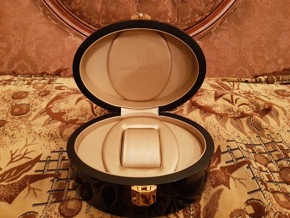 HARRY WINSTON- (Коробка от часов)