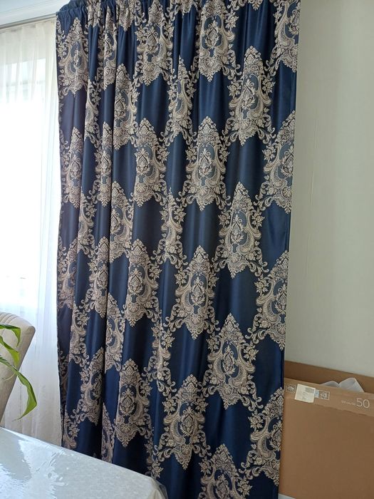 Продам Шторы 3-2,60