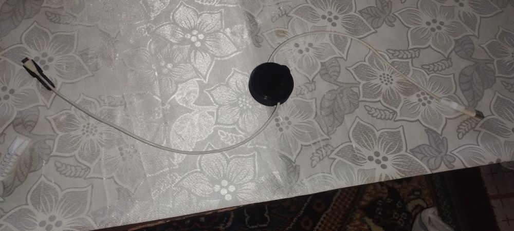 Power banklar uchun maxsus kabel yigʻi gich kabellarni kirillanishidan