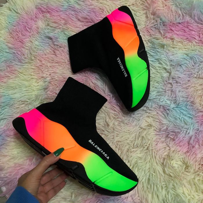 Ugg-uri diferite modele