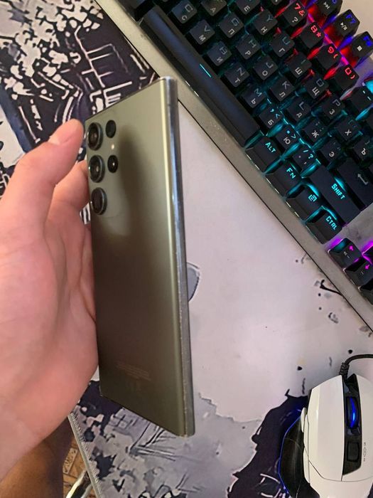 Продам Samsung s23 ultra