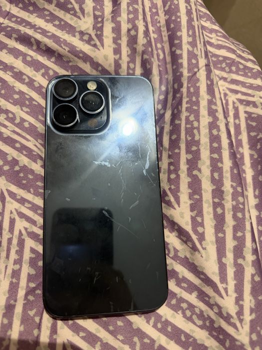 Продам iphone 15 pro max 256 gb
