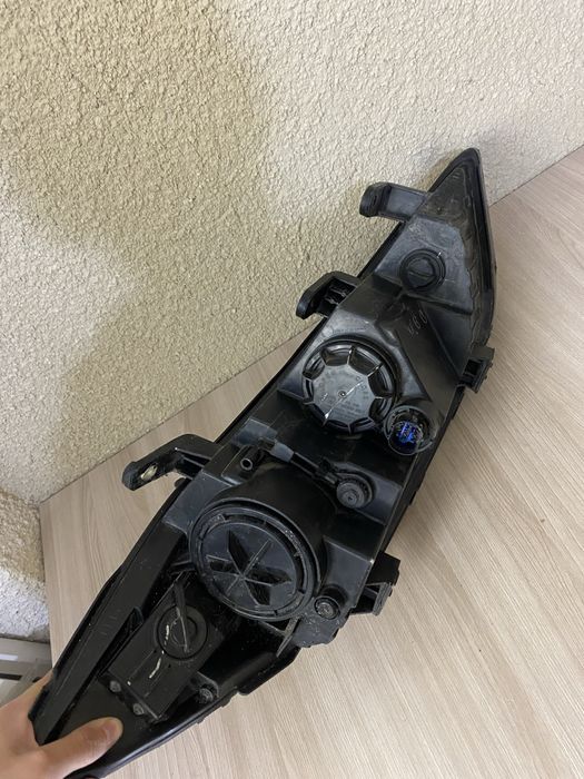 Hyundai Elantra 2016 фара левый