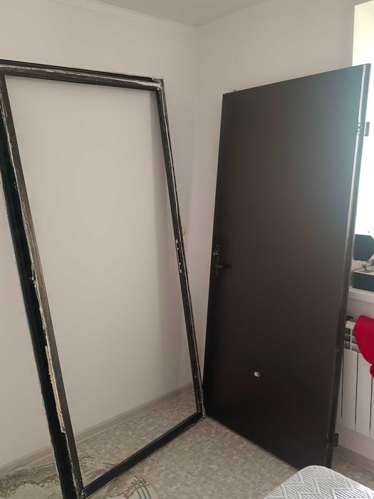 Железная входная дверь