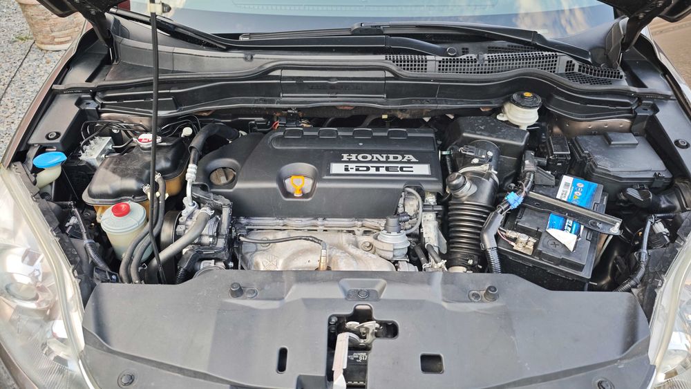 Обслужен Нови Масла/Филтри/Дискове/Накладки/ГУМИ Honda Cr-v