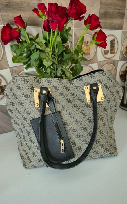 Genti dama Guess