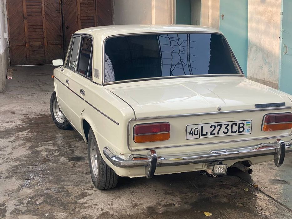 Vaz 2103 ideal xolatda