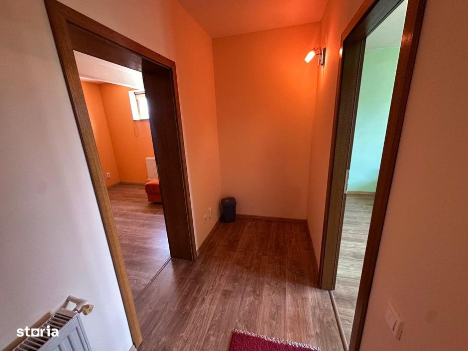 Vanzare- Apartament cu 2 camere, decomandat, etajul 1