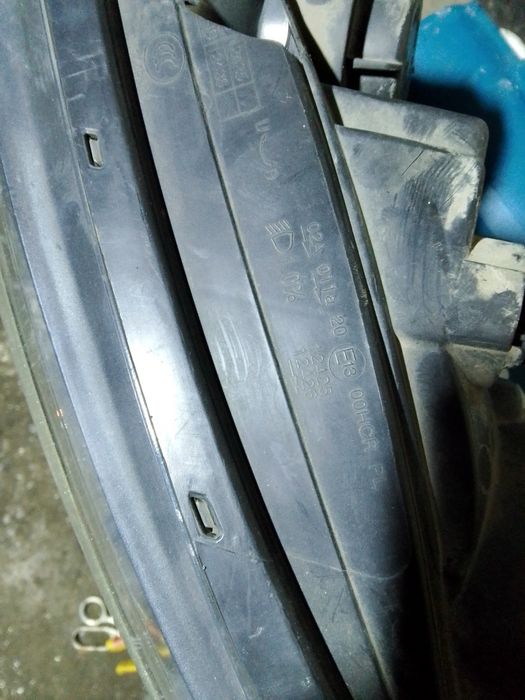 Продам фар на киа