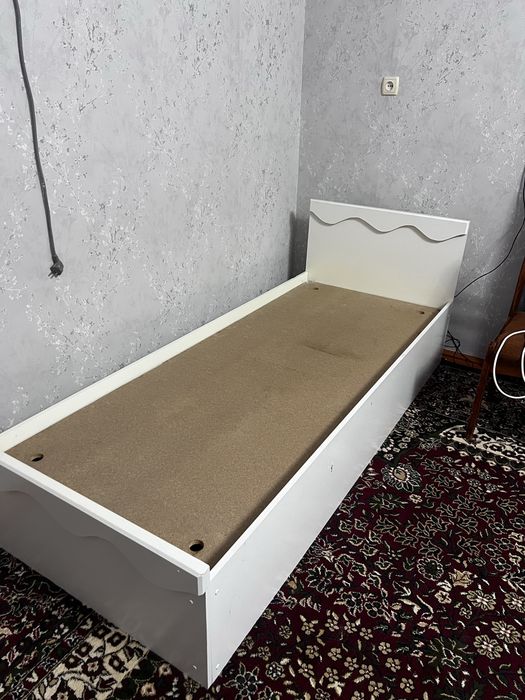 Yotoqxona krovati 1 kishilik 2 dona