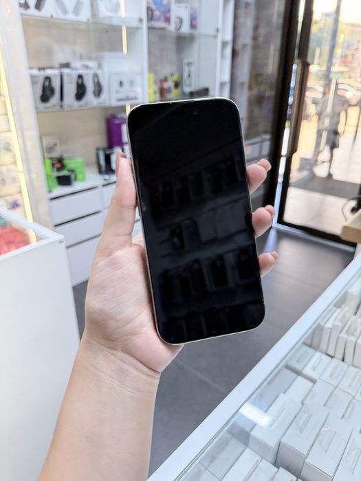 Продам iPhone 15 pro